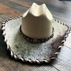 Cowgirl hat